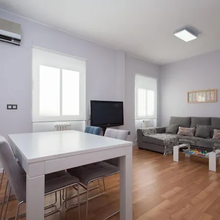 Apartment Recogidas 39 *